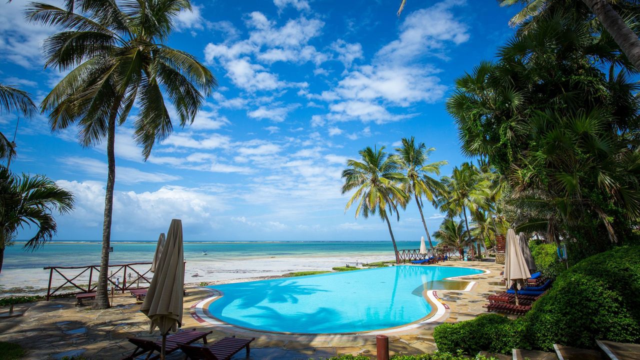 Strand na luxe safari Kenia Strandresort aan de Keniaanse kust na safari